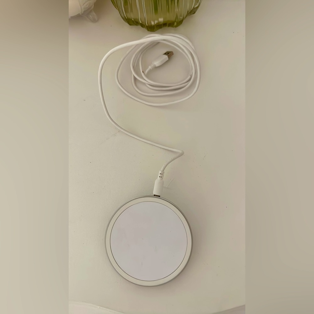 ONN CHARGING PAD